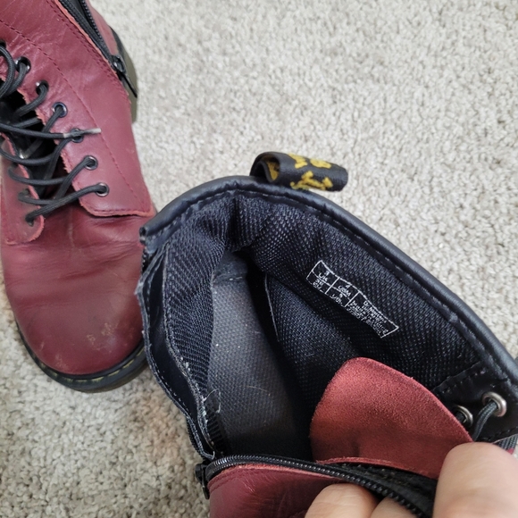Dr. Martens Air Wair Leather Burgundy Delaney Boots Women's 5 - Picture 8 of 10